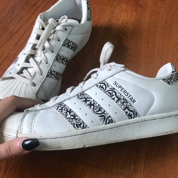 Adidas black print superstar - Picture 2 of 3